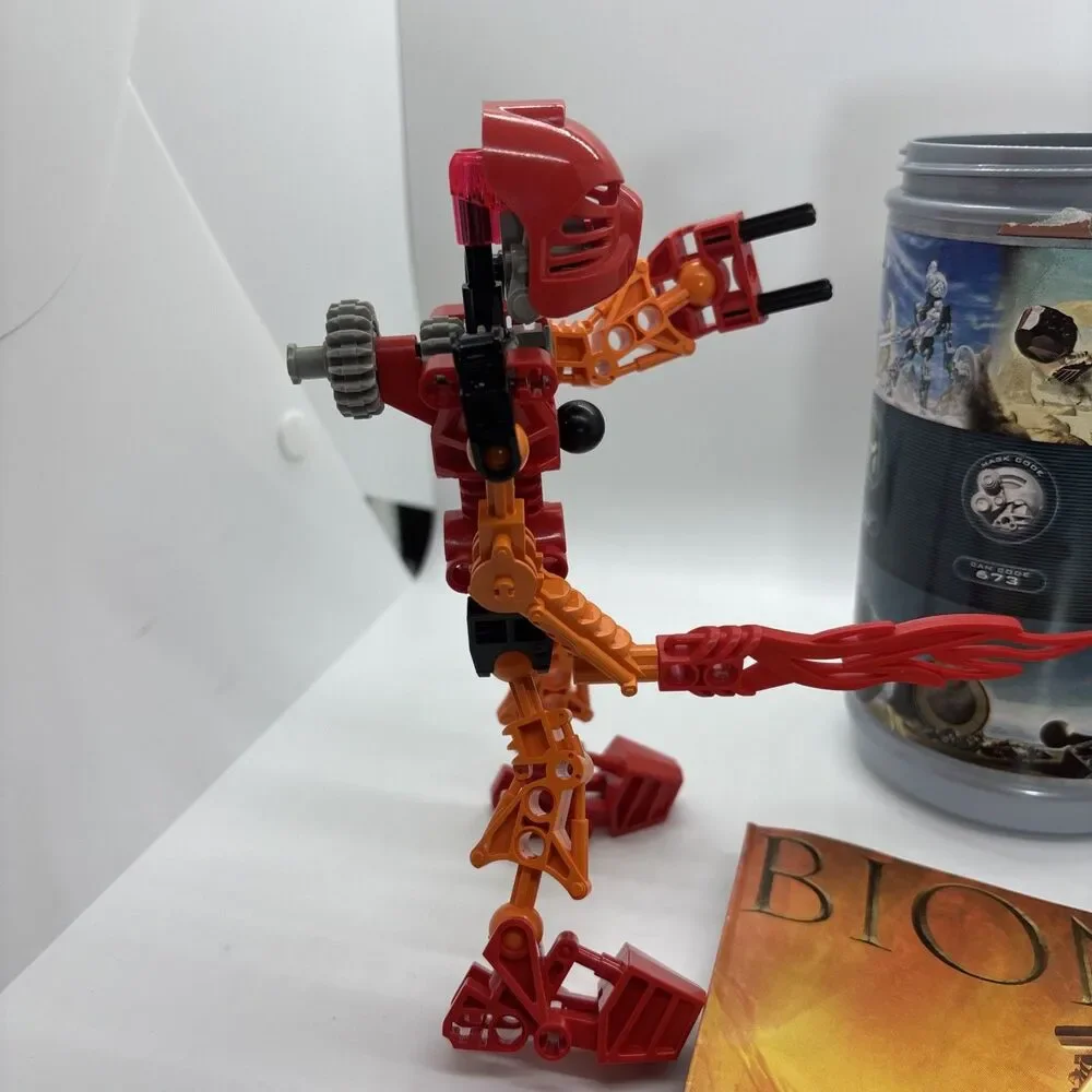 LEGO Bionicle 8534 Tahu 100% Complete with Canister and Instructions Rare!